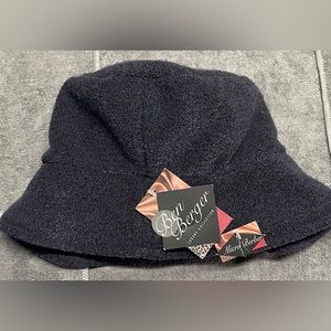 Ben Berger *New With Tags* Women's Bucket Hat